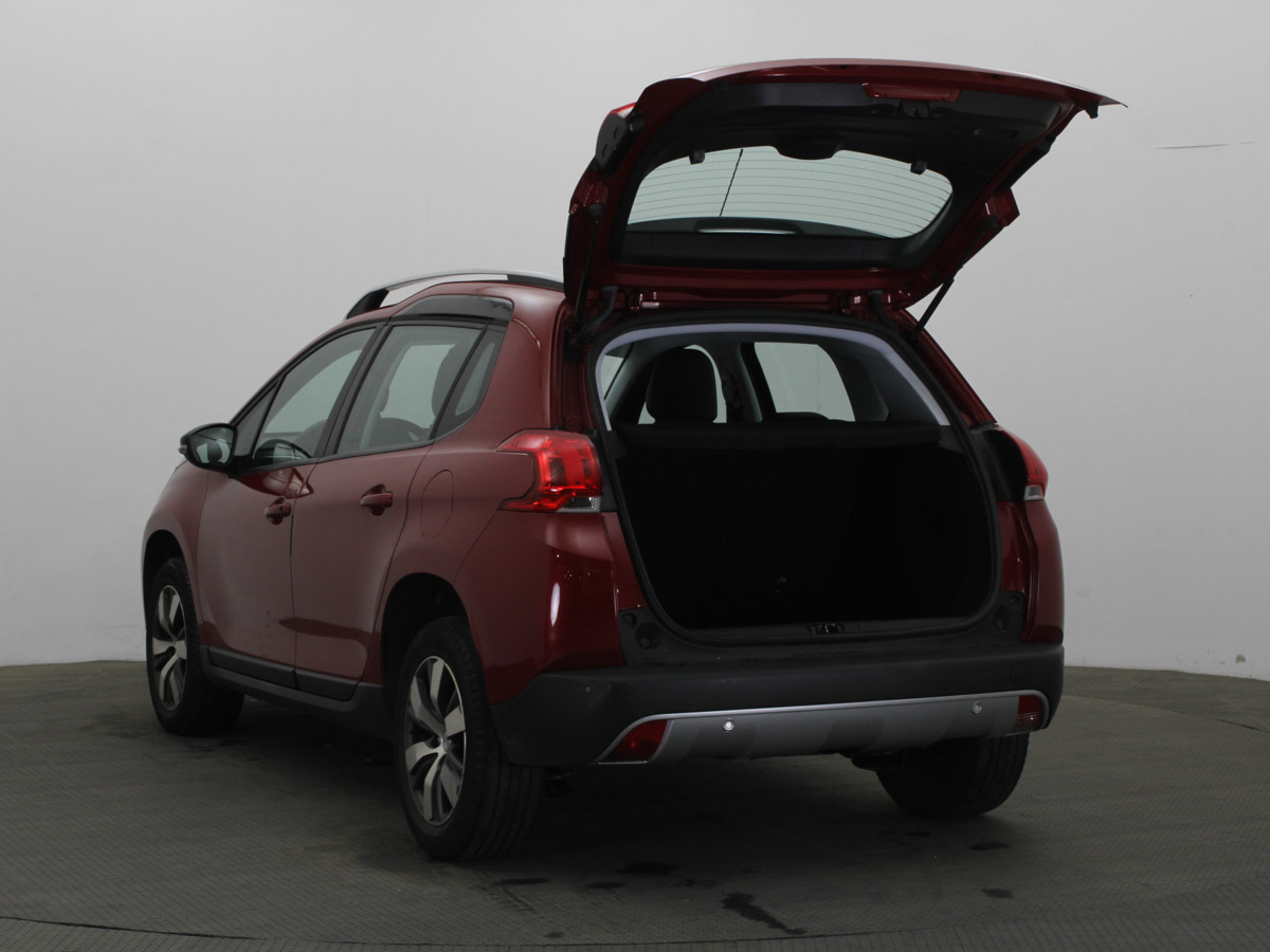 PEUGEOT 2008 FELINE AT 2019