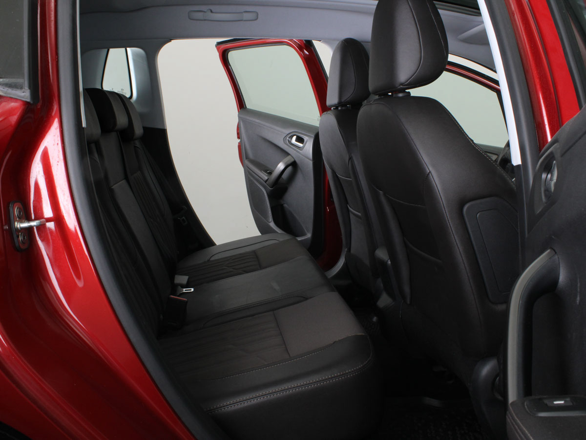 PEUGEOT 2008 FELINE AT 2019