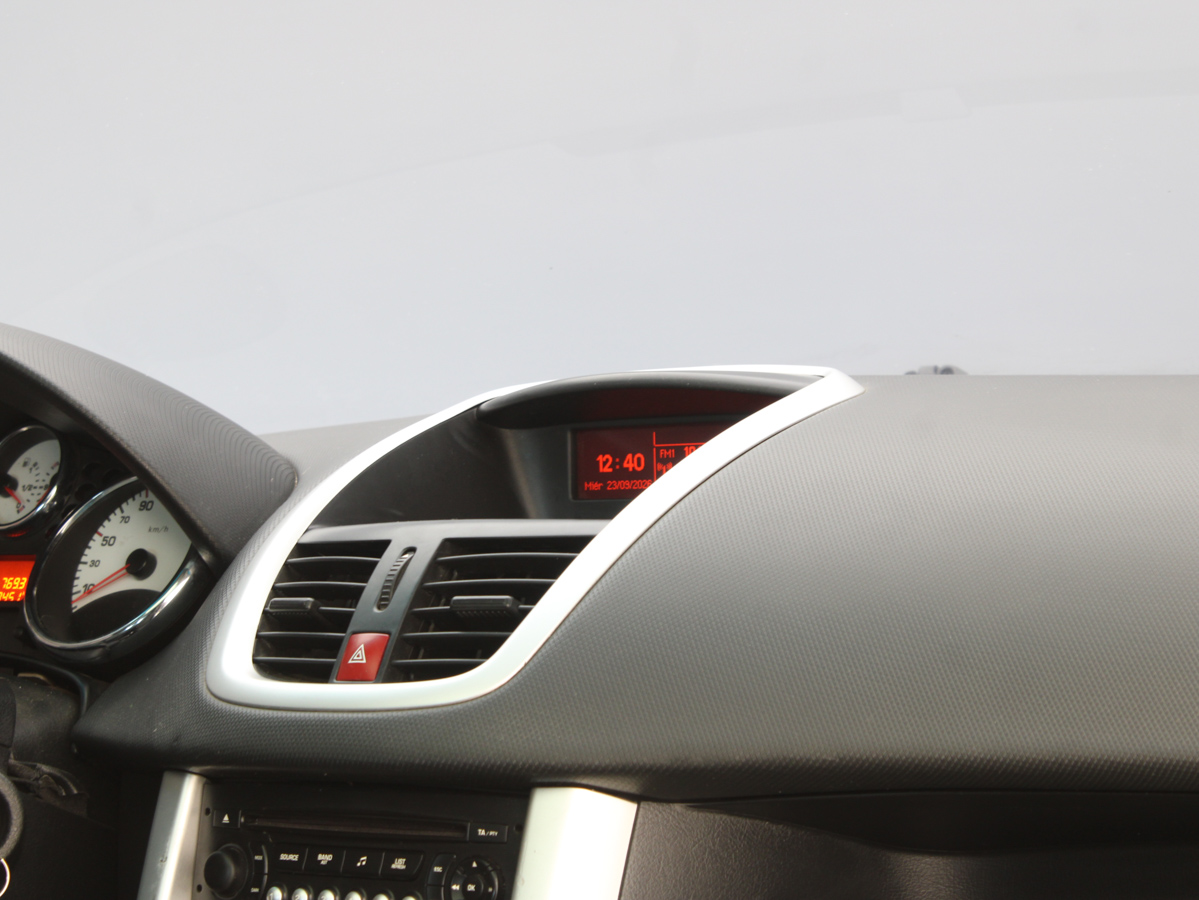 PEUGEOT 207 ACTIVE 2011
