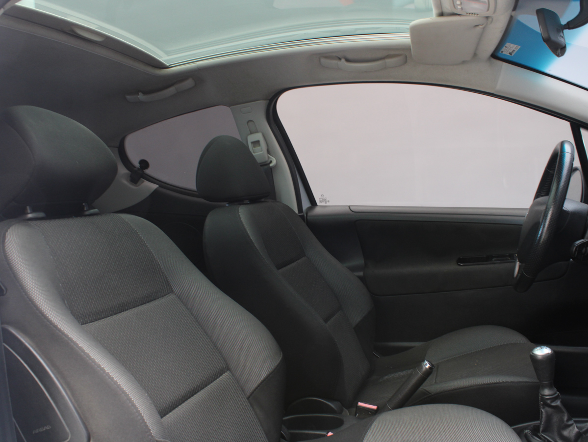 PEUGEOT 207 ACTIVE 2011