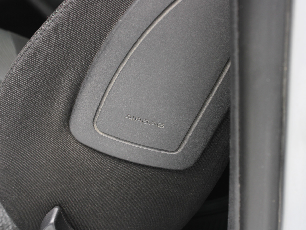 PEUGEOT 207 ACTIVE 2011