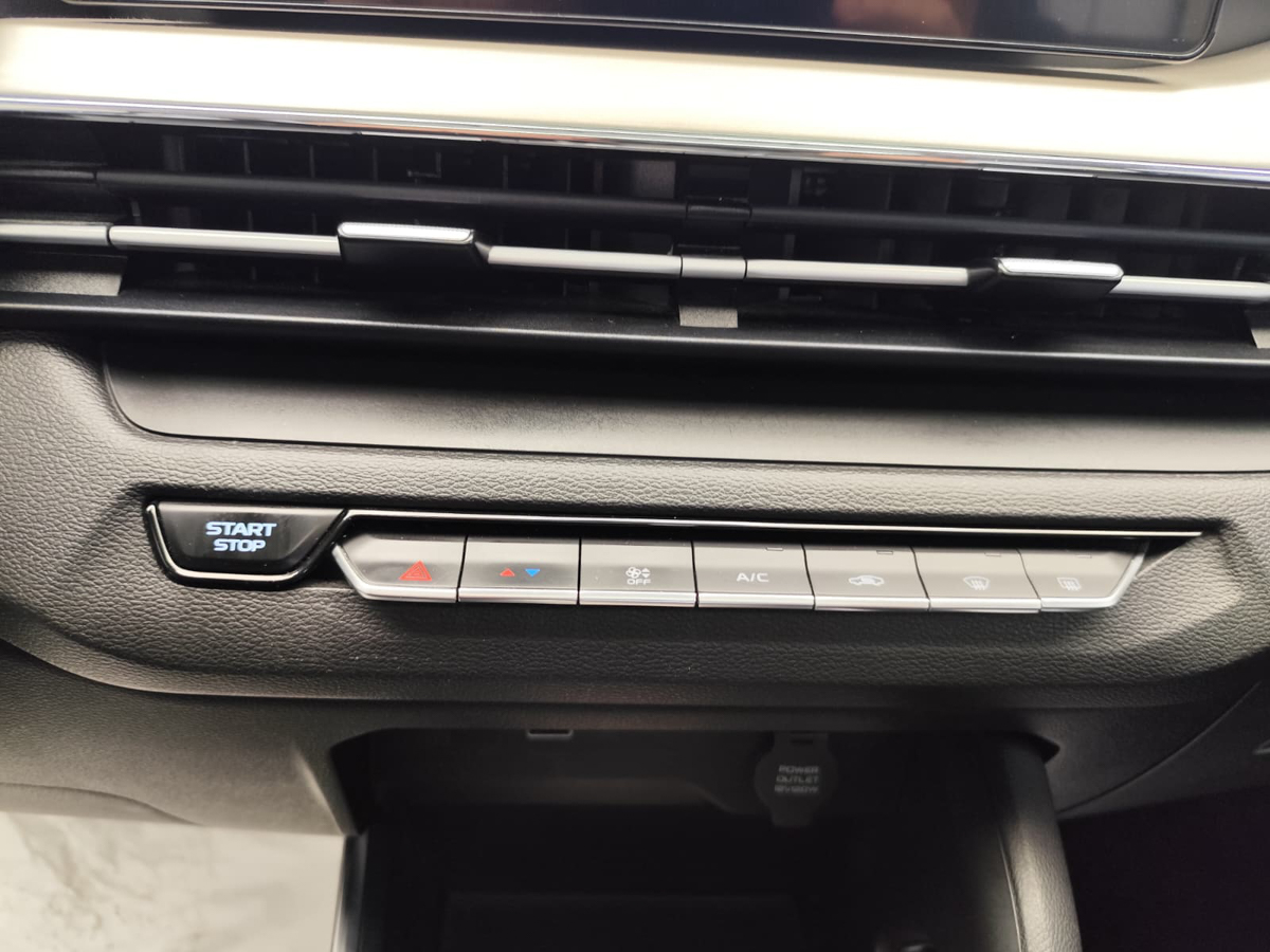 GEELY GX3 PRO 2024