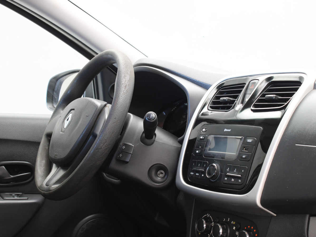 RENAULT LOGAN 2019