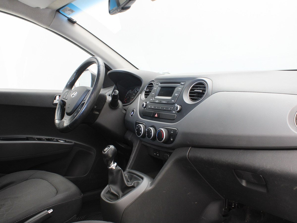 HYUNDAI GRAND I10 2015