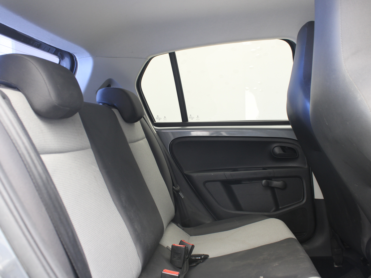 VOLKSWAGEN UP 2017