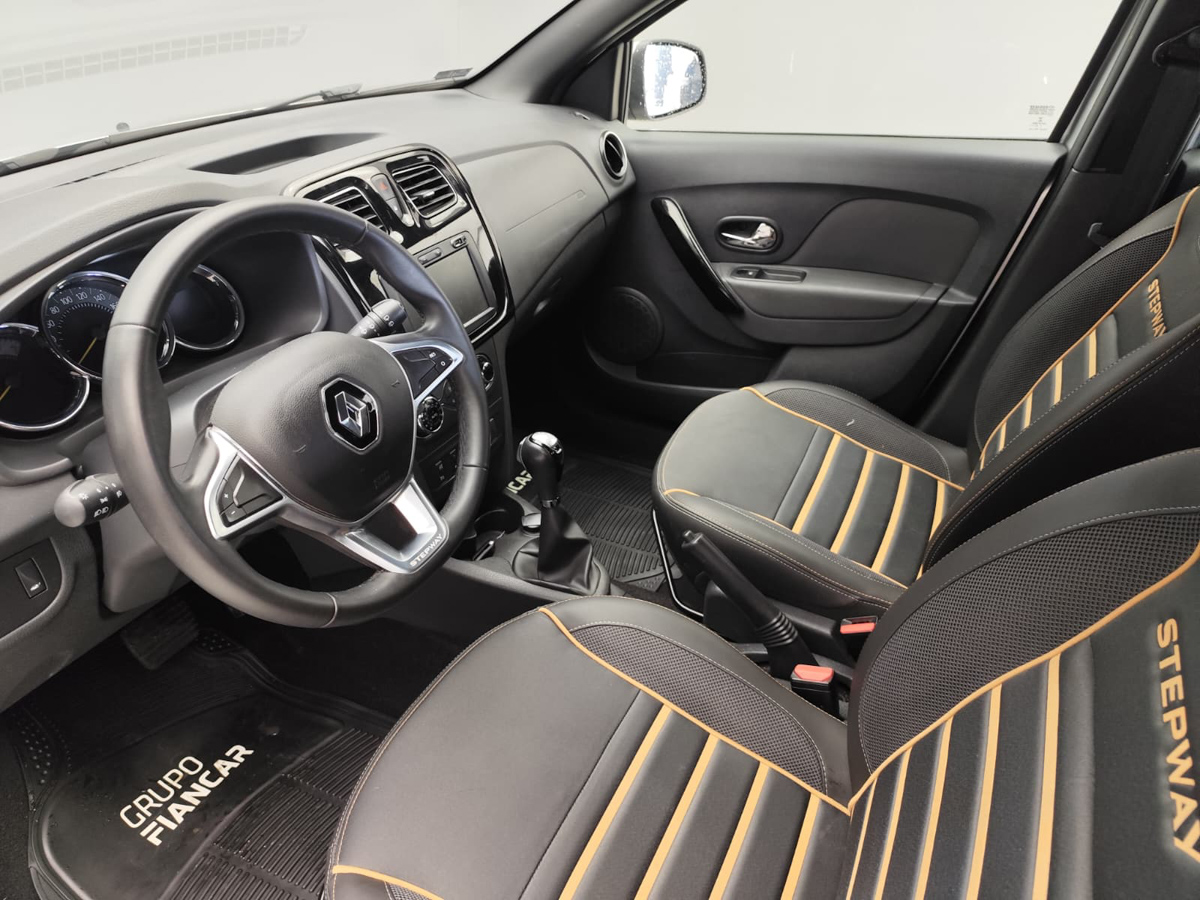 RENAULT STEPWAY AT 2020