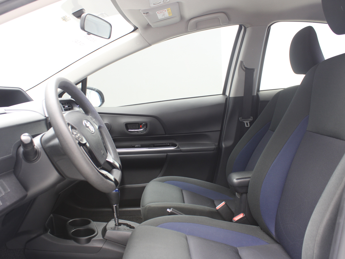 TOYOTA PRIUS C 2019
