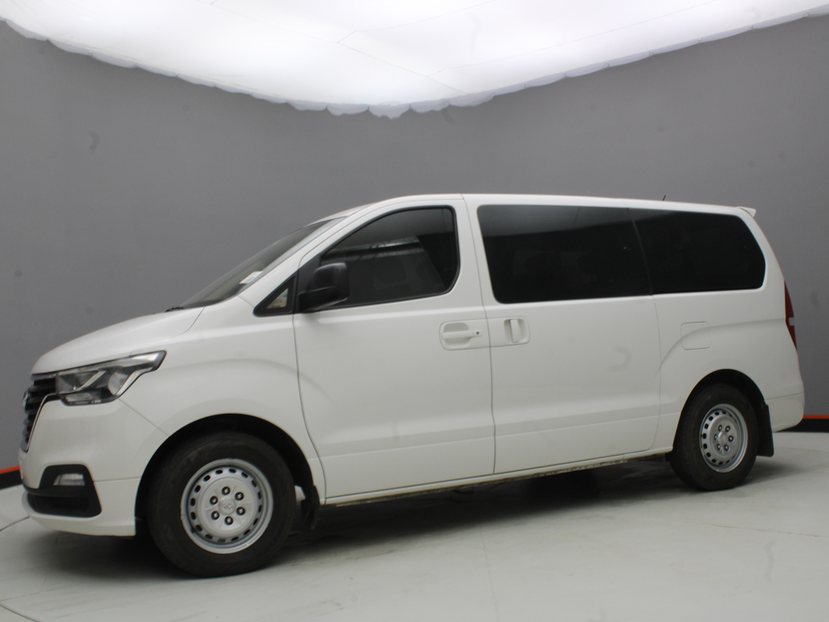 HYUNDAI H1 MINIBUS 2021