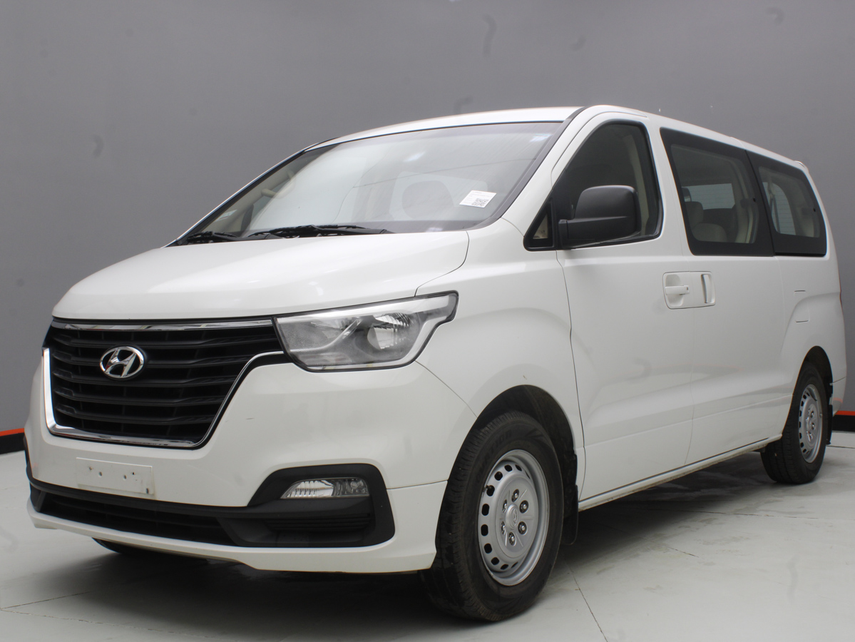 HYUNDAI H1 MINIBUS 2021