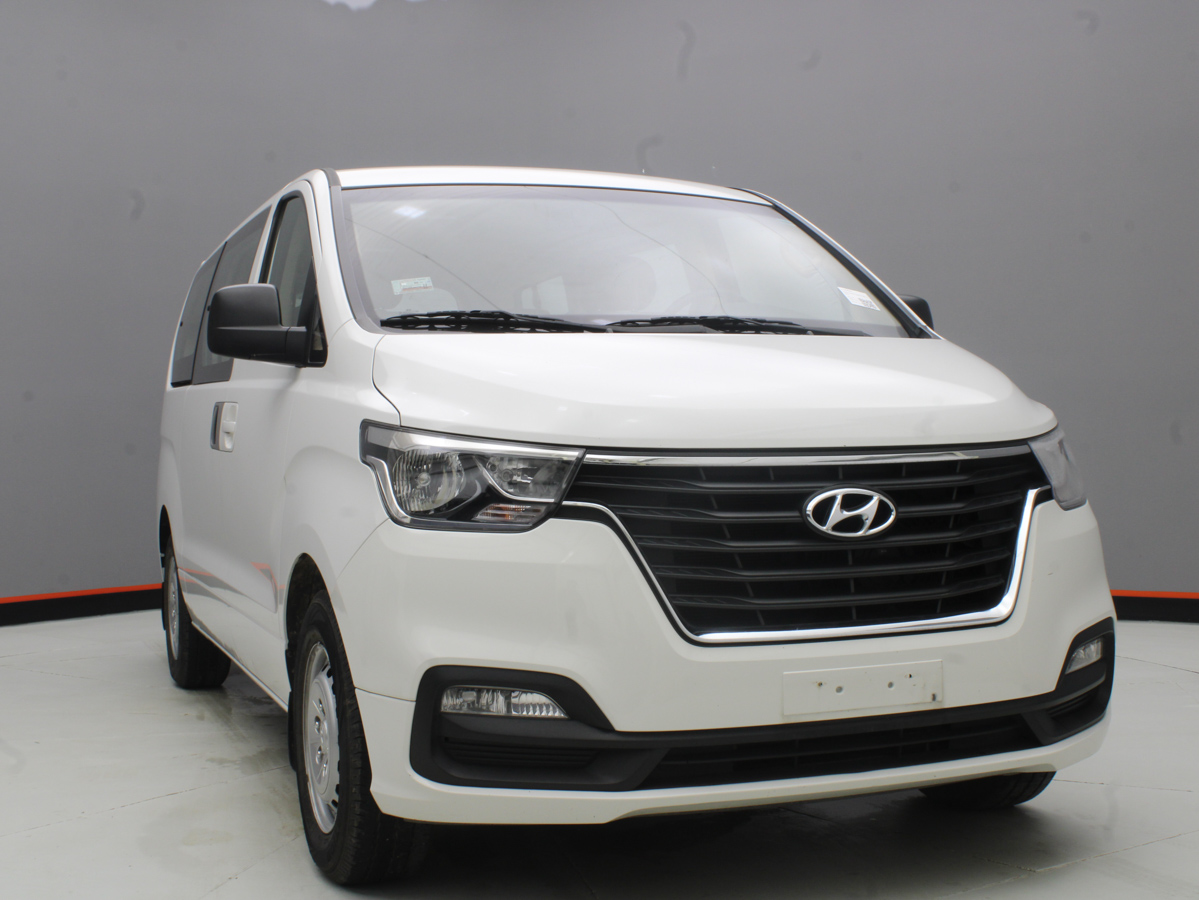HYUNDAI H1 MINIBUS 2021