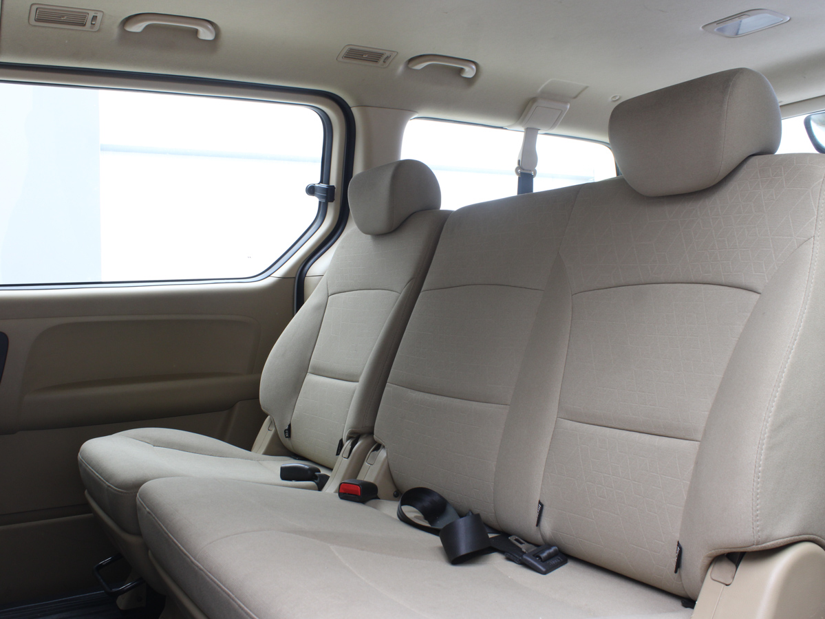 HYUNDAI H1 MINIBUS 2021