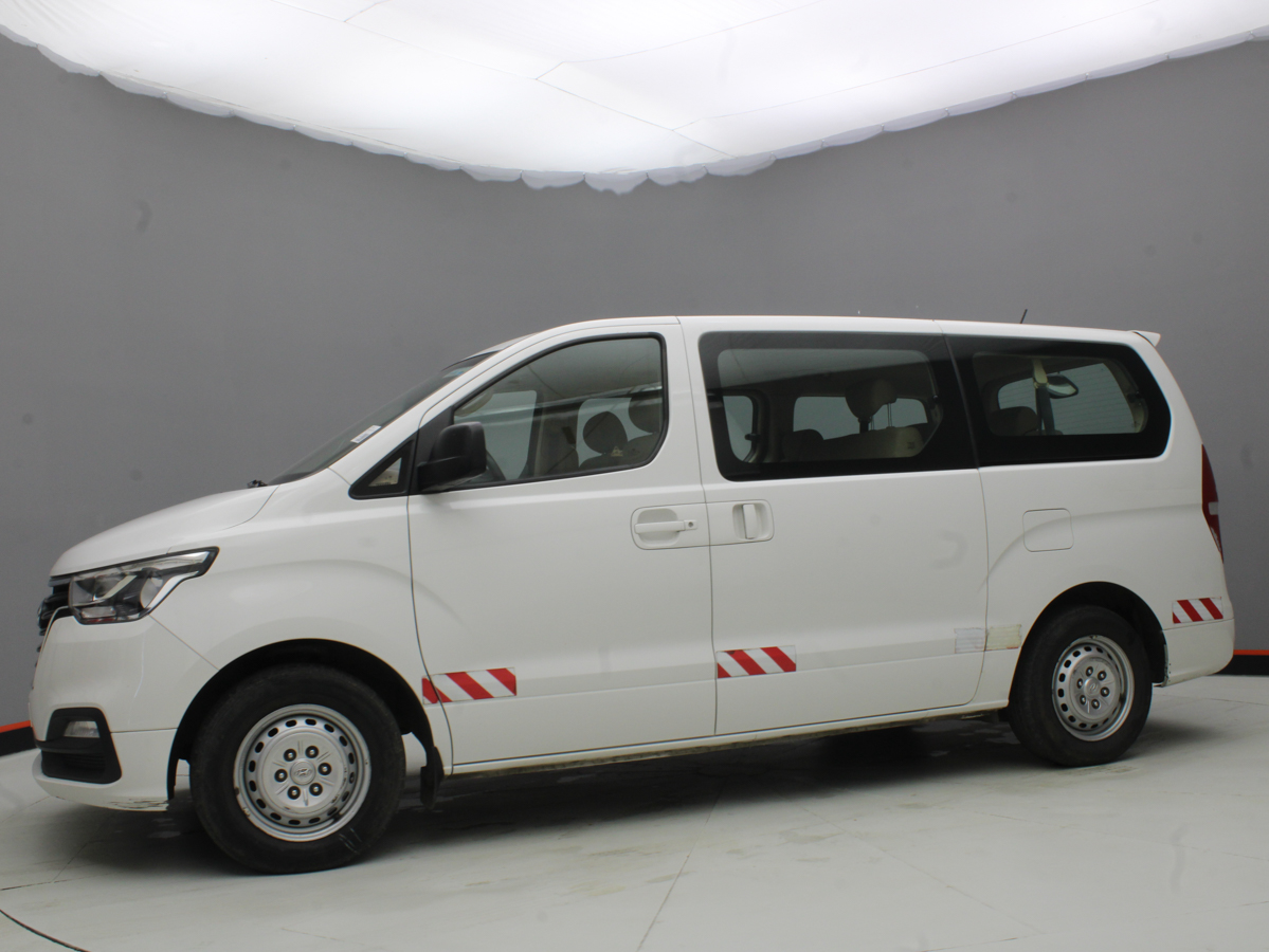 HYUNDAI H1 MINIBUS 2020
