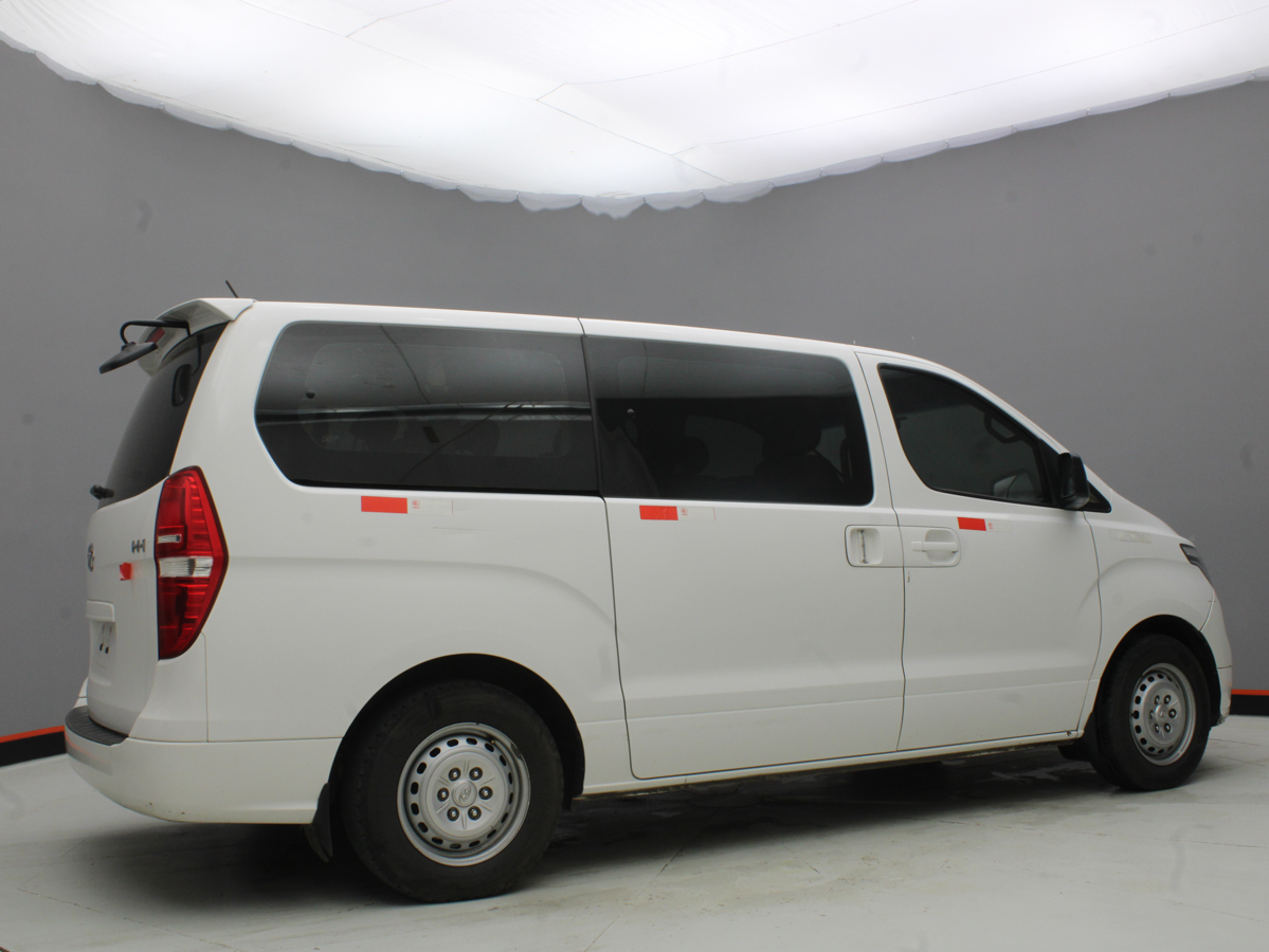 HYUNDAI H1 MINIBUS 2021
