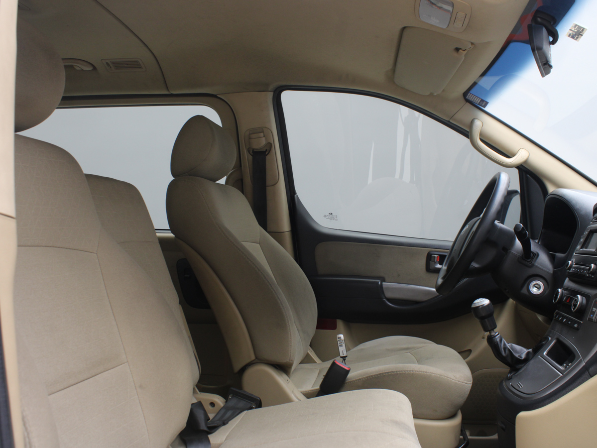 HYUNDAI H1 MINIBUS 2021